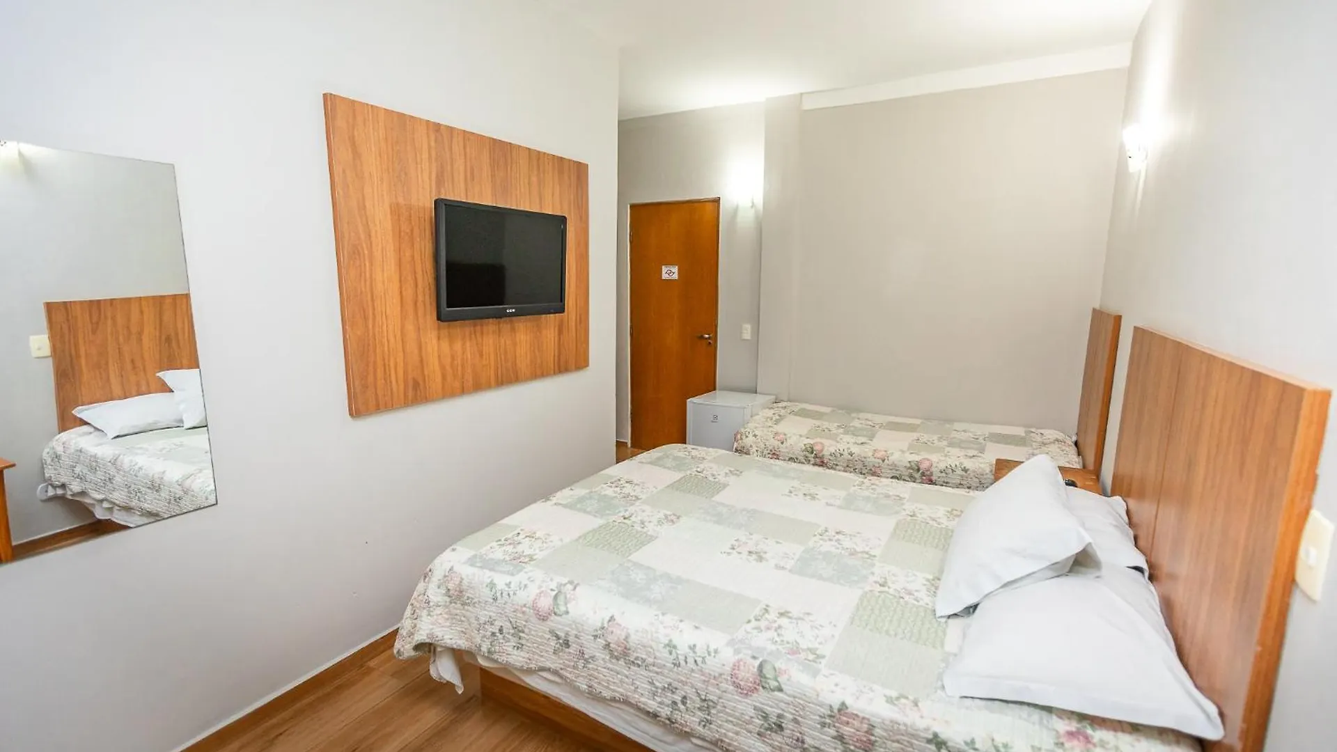 Suites E Chales Com Hidro Lareira E Ar Condicionado Villa Hegus Campos do Jordao
