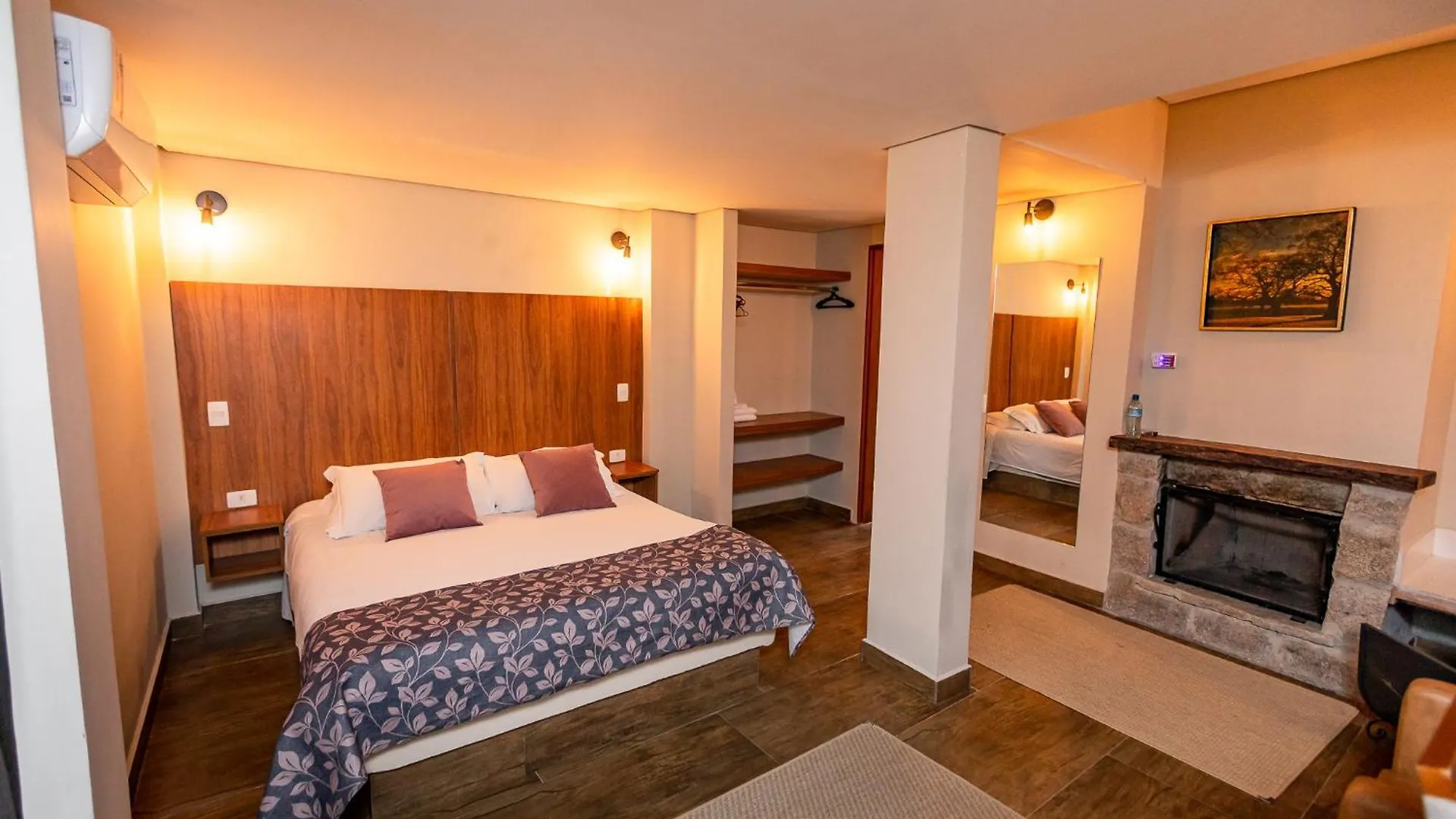 Suites E Chales Com Hidro Lareira E Ar Condicionado Villa Hegus Campos do Jordao Inn