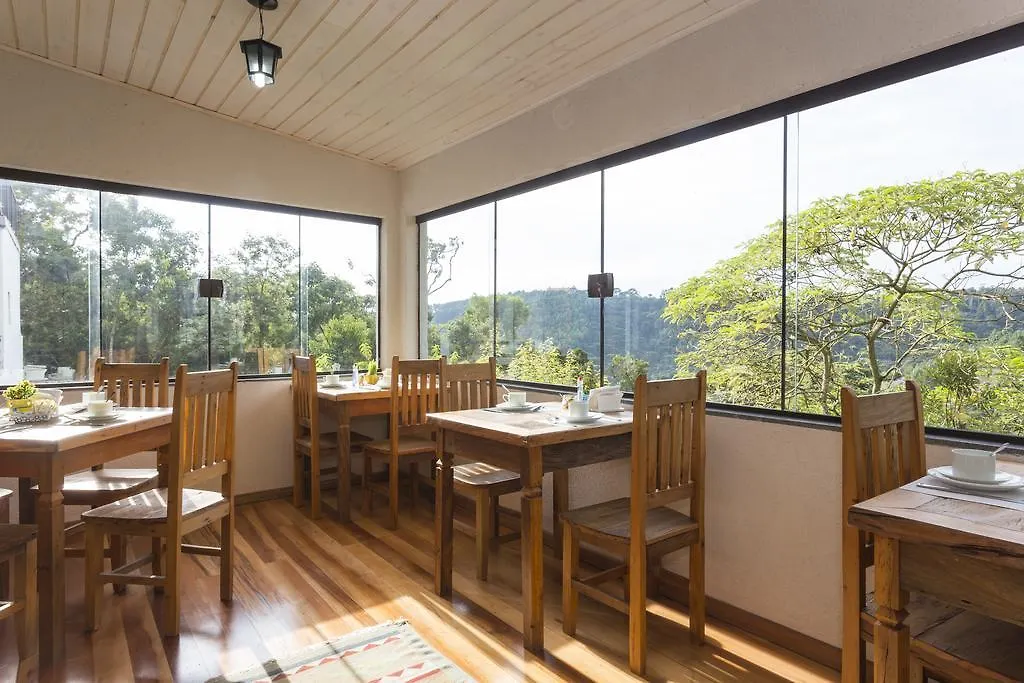 Suites E Chales Com Hidro Lareira E Ar Condicionado Villa Hegus Campos do Jordao Inn